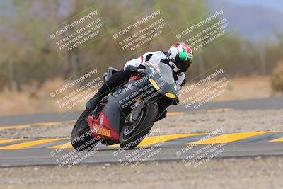 media/Sep-10-2022-SoCal Trackdays (Sat) [[a5bf35bb4a]]/Turn 6 (1140am)/